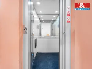 Pronájem obchodního prostoru, Ústí nad Labem - Severní Terasa, Šrámkova, 44 m2