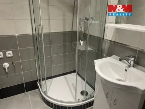 Pronájem bytu 3+1, Hradec Králové - Slezské Předměstí, Třebechovická, 76 m2