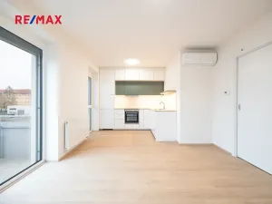 Pronájem bytu 1+kk, Hořovice, Pšeničná, 32 m2
