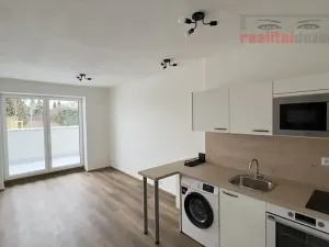 Pronájem bytu 1+kk, Brno, Ondrova, 23 m2