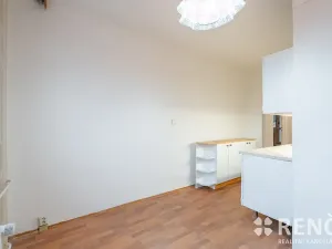 Prodej bytu 2+1, Mokrá-Horákov, 62 m2