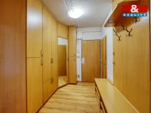 Prodej bytu 3+1, Karlovy Vary - Rybáře, Sibiřská, 82 m2