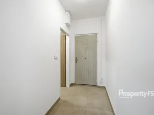 Pronájem bytu 1+1, Ústí nad Labem - Neštěmice, Seifertova, 35 m2