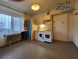 Pronájem bytu 2+kk, Kladno, Ivana Olbrachta, 35 m2