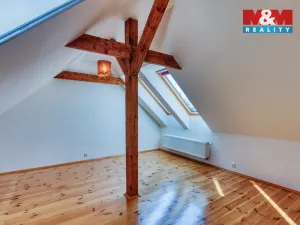 Prodej rodinného domu, Praha - Dolní Měcholupy, Pod hřištěm, 172 m2