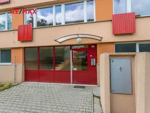 Pronájem bytu 2+kk, Kladno, Ústecká, 41 m2