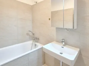 Pronájem bytu 2+kk, Praha - Karlín, Za Karlínským přístavem, 65 m2