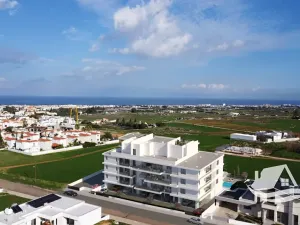Prodej bytu 2+1, Paralimni, Kypr, 75 m2