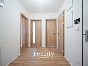 Pronájem bytu 3+kk, Brno, Komárovská, 64 m2