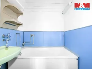 Prodej bytu 2+1, Čestice, 57 m2