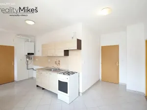 Pronájem bytu 2+1, Liberec, Pražská, 68 m2