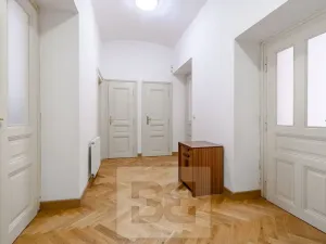Pronájem bytu 3+1, Praha - Nové Město, Trojická, 95 m2