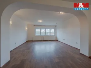 Prodej rodinného domu, Dolní Lhota, Lomená, 315 m2