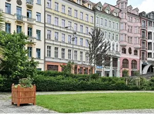 Prodej bytu 3+1, Karlovy Vary, Divadelní náměstí, 113 m2