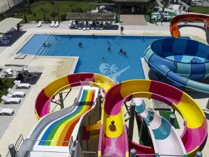 Prodej bytu 3+1, Trikomo, Kypr, 100 m2