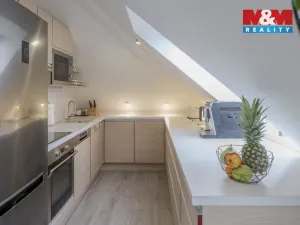 Prodej bytu 3+1, Zlín - Kudlov, Žlutá, 83 m2