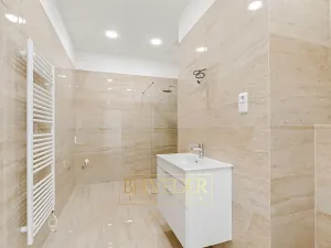 Prodej bytu 2+kk, Teplice, Albrechtova, 73 m2