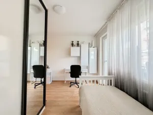 Prodej bytu 2+kk, Praha - Horní Měcholupy, Modenská, 54 m2