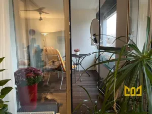 Pronájem bytu 2+kk, Praha - Prosek, Valečovská, 68 m2