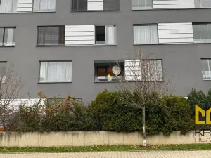 Pronájem bytu 2+kk, Praha - Prosek, Valečovská, 68 m2