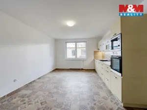 Pronájem bytu 1+kk, Klatovy - Klatovy IV, Tyršova, 31 m2