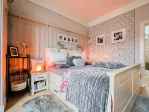 Prodej rodinného domu, Suchdol nad Lužnicí, Pražská, 180 m2