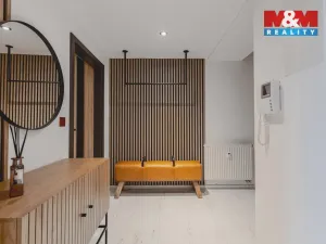 Prodej bytu 4+kk, Klatovy - Klatovy III, Husovo náměstí, 78 m2