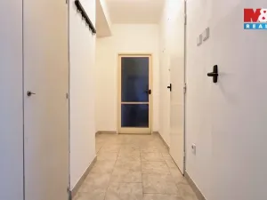 Pronájem bytu 2+1, Ostrava - Poruba, Alžírská, 49 m2