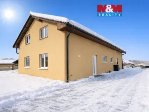 Pronájem rodinného domu, Měník, 150 m2