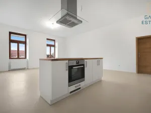 Pronájem bytu 3+kk, Holešov, nám. Dr. E. Beneše, 121 m2