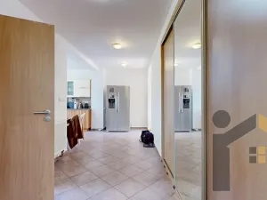 Pronájem bytu 3+kk, Praha - Hostivař, Hornoměcholupská, 84 m2