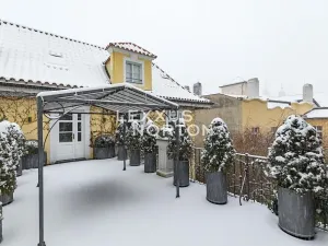 Pronájem bytu 4+1, Praha - Malá Strana, Vlašská, 179 m2