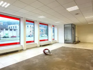 Pronájem obchodního prostoru, Tanvald, Krkonošská, 180 m2