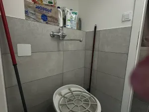 Pronájem komerční nemovitosti, Praha - Vokovice, K Červenému vrchu, 47 m2