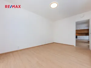 Pronájem bytu 2+kk, Hostivice, Cihlářská, 46 m2