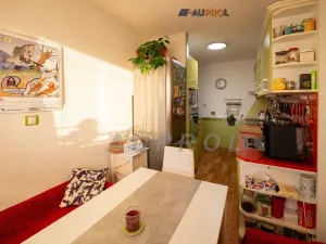 Prodej bytu 3+1, Praha - Černý Most, Kpt. Stránského, 85 m2