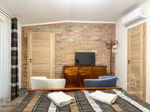 Pronájem ubytování, Valtice, Josefská, 251 m2