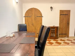 Pronájem ubytování, Valtice, Josefská, 251 m2