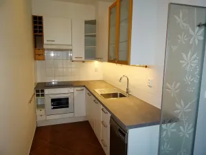 Pronájem bytu 1+kk, Praha, Prosecká, 42 m2