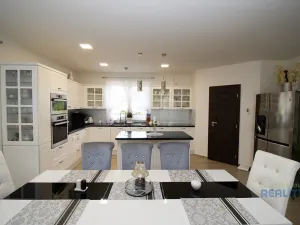 Prodej rodinného domu, Horoušany, Sportovní, 163 m2