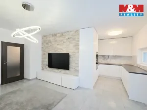 Pronájem bytu 2+kk, Praha - Střížkov, Makedonská, 60 m2