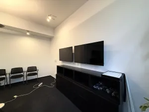 Pronájem kanceláře, Brno - Židenice, Kosmákova, 38 m2