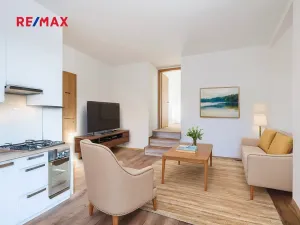 Prodej bytu 2+kk, Svoboda nad Úpou, Nádražní, 36 m2