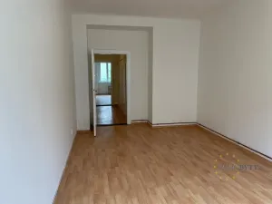 Pronájem bytu 2+kk, Praha - Nusle, Žateckých, 45 m2