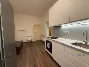 Pronájem bytu 2+1, Praha - Libeň, Drahobejlova, 67 m2