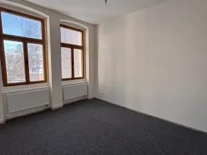 Pronájem bytu 3+1, Liberec, U Lomu, 80 m2