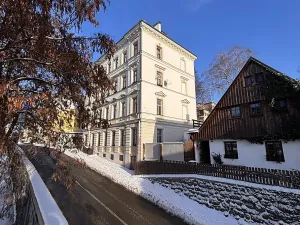 Pronájem bytu 3+1, Liberec, U Lomu, 80 m2