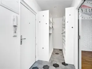 Pronájem bytu 3+1, Praha - Hlubočepy, Grussova, 72 m2