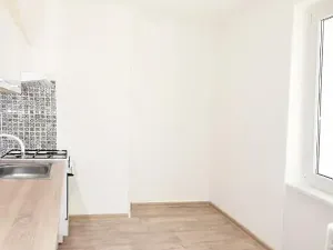 Pronájem bytu 2+1, Klášterec nad Ohří, Václava Řezáče, 57 m2