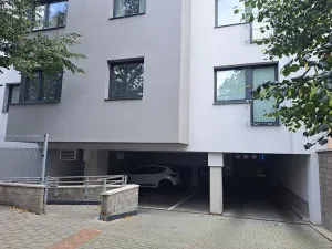 Prodej garážového stání, Brno, Táborská, 15 m2